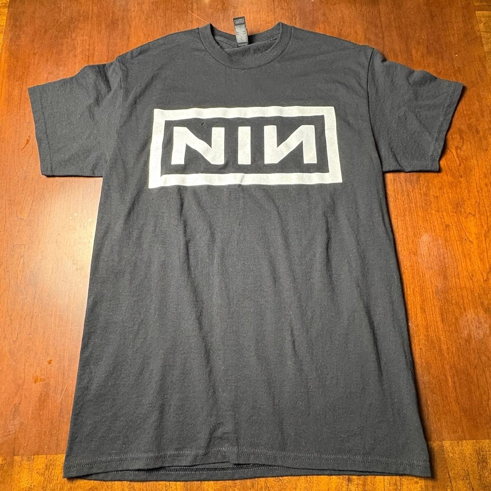 Nine Inch Nails Peel It Back Tour 2026 Boys Noize Black T-Shirt 19x27